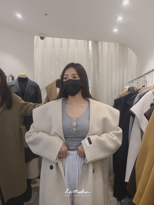 大翻領手工羊絨雙排扣長版大衣